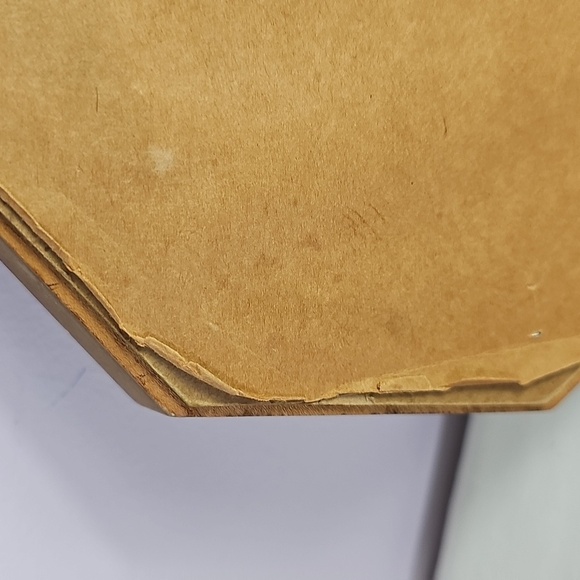 Vintage Octagonal Portrait Frame with Gold and Blue Accents - Picture 7 of 9